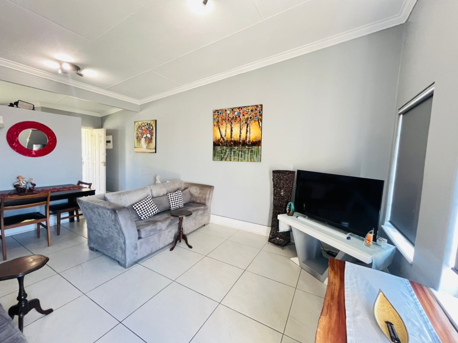 To Let 2 Bedroom Property for Rent in Morningside Gauteng