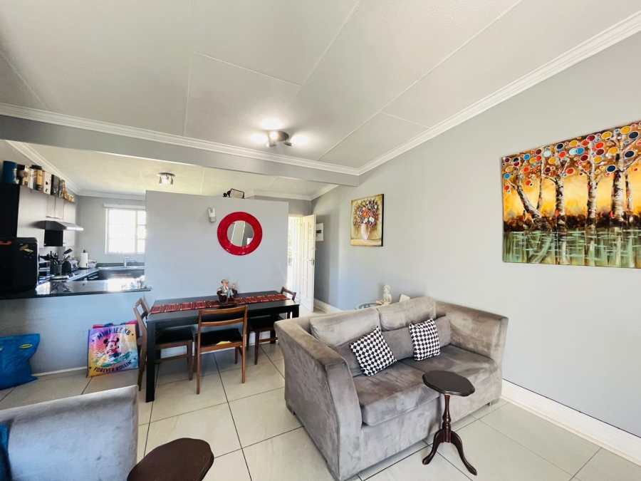 To Let 2 Bedroom Property for Rent in Morningside Gauteng
