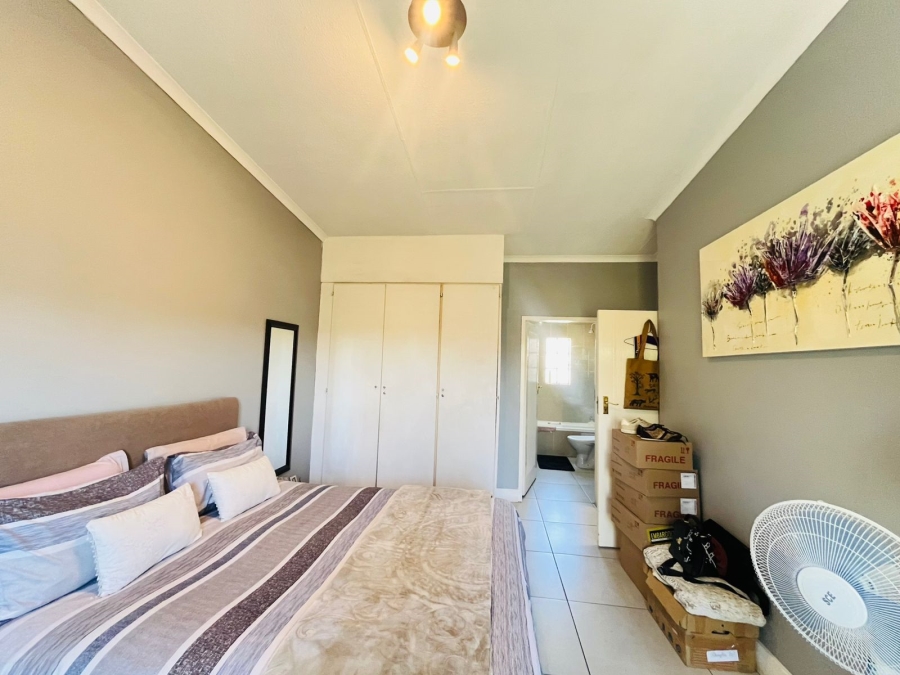 To Let 2 Bedroom Property for Rent in Morningside Gauteng