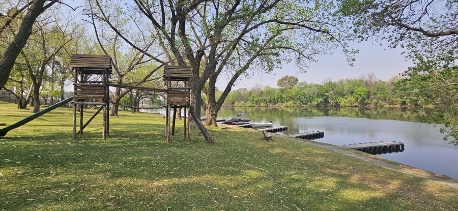 3 Bedroom Property for Sale in Peacehaven Gauteng