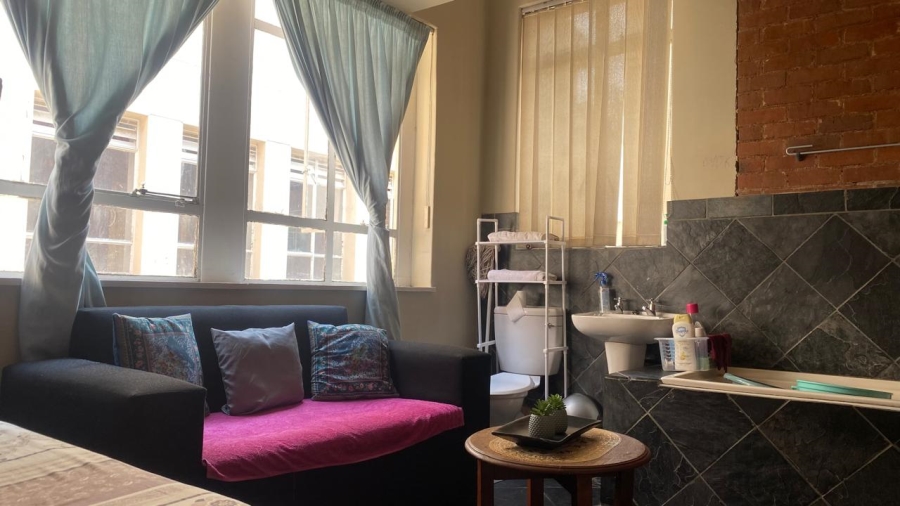 2 Bedroom Property for Sale in Marshalltown Gauteng