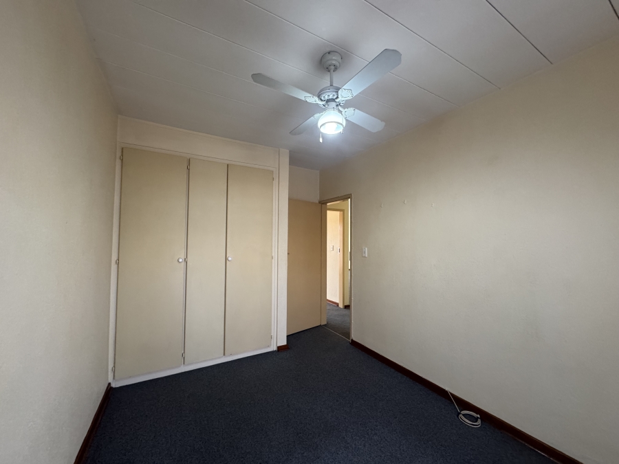 2 Bedroom Property for Sale in New Redruth Gauteng