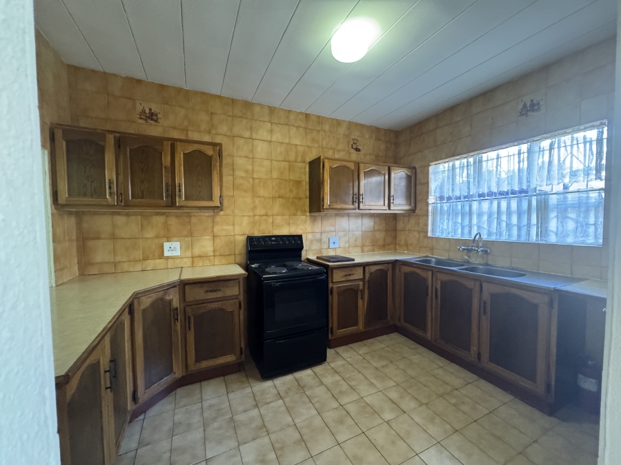 2 Bedroom Property for Sale in New Redruth Gauteng