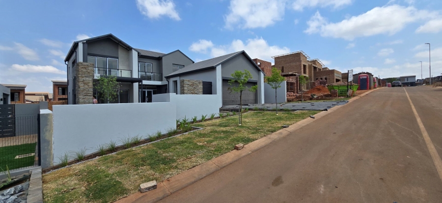 4 Bedroom Property for Sale in Fountainbrook Estate Gauteng