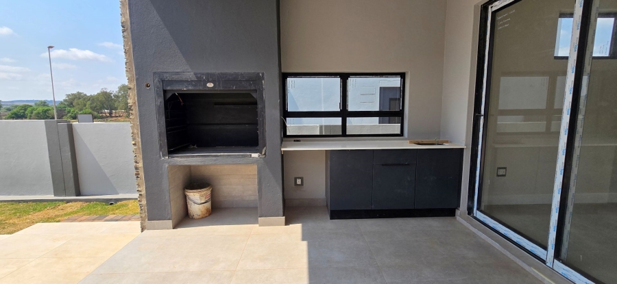 4 Bedroom Property for Sale in Fountainbrook Estate Gauteng