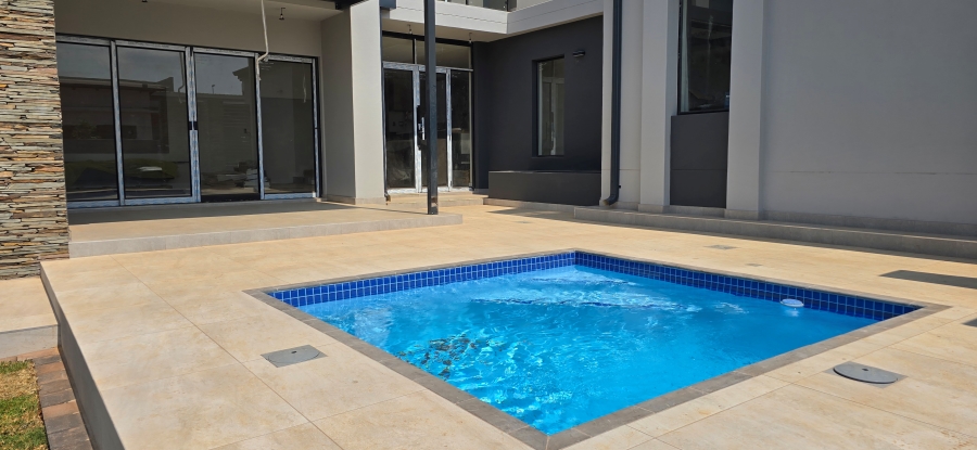 4 Bedroom Property for Sale in Fountainbrook Estate Gauteng