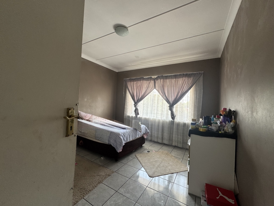 3 Bedroom Property for Sale in Savoy Estate Gauteng