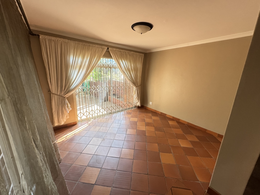 2 Bedroom Property for Sale in Moreleta Park Gauteng