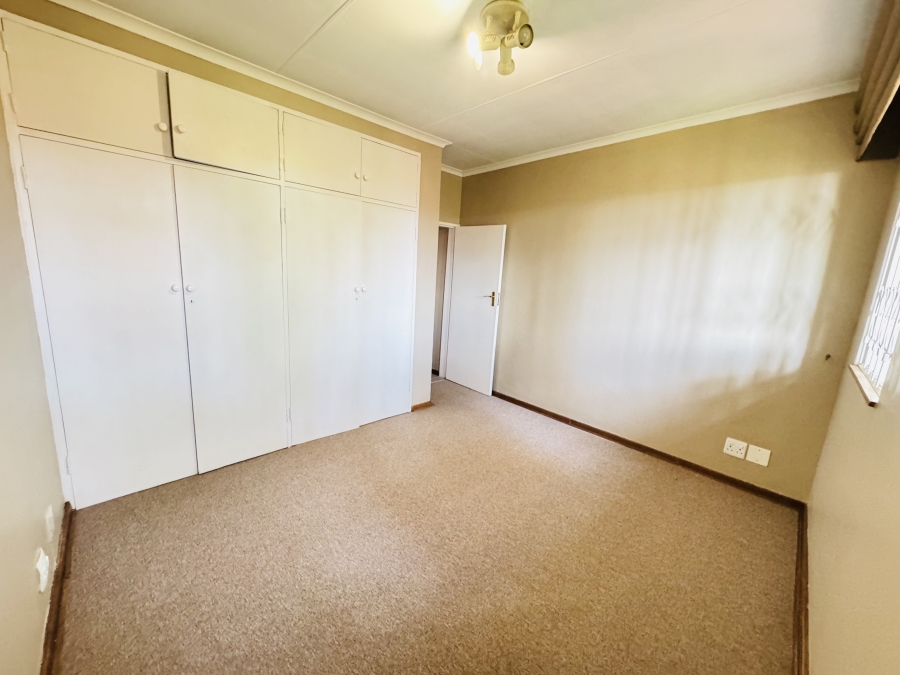 2 Bedroom Property for Sale in Moreleta Park Gauteng
