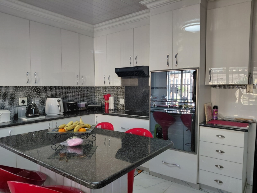 3 Bedroom Property for Sale in Actonville Gauteng