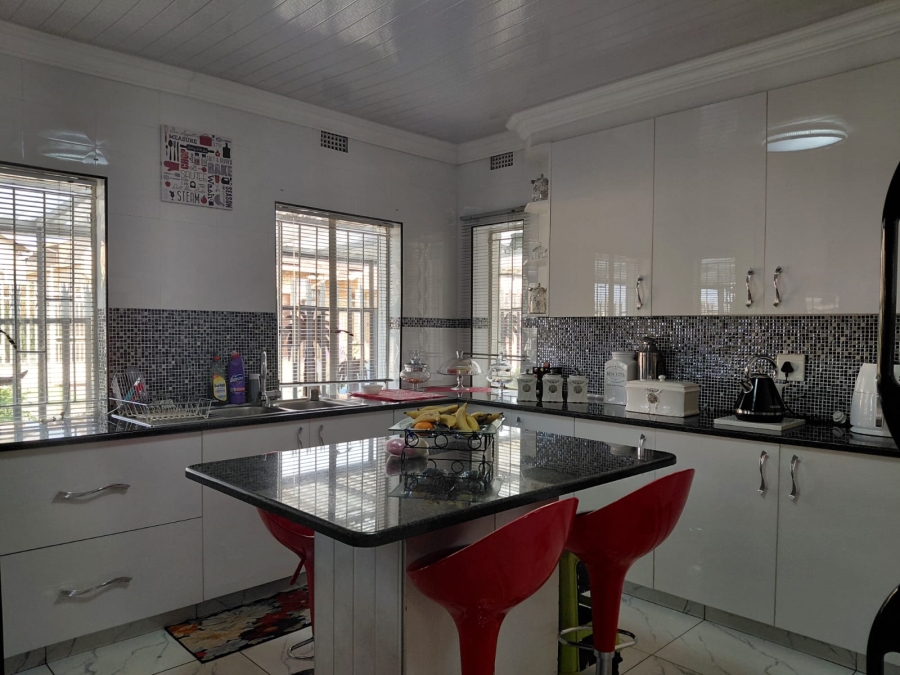 3 Bedroom Property for Sale in Actonville Gauteng