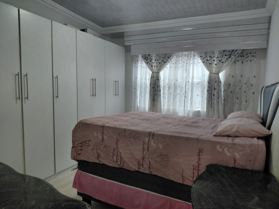 3 Bedroom Property for Sale in Actonville Gauteng