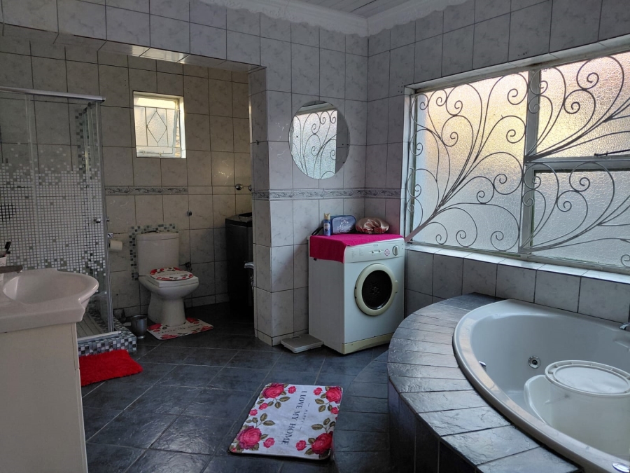 3 Bedroom Property for Sale in Actonville Gauteng