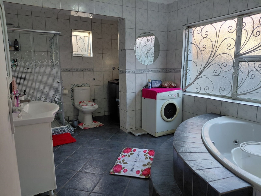 3 Bedroom Property for Sale in Actonville Gauteng
