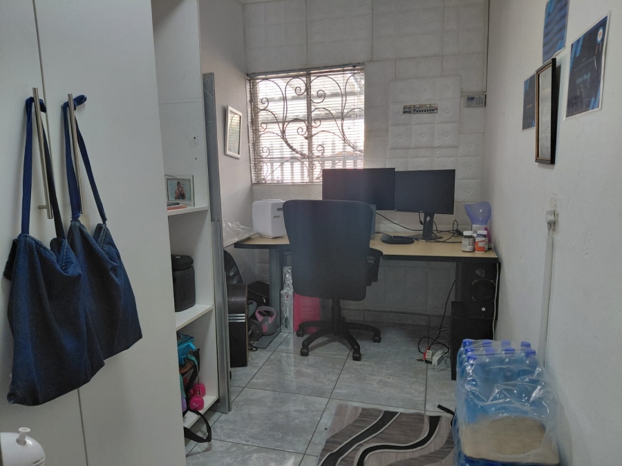 3 Bedroom Property for Sale in Actonville Gauteng