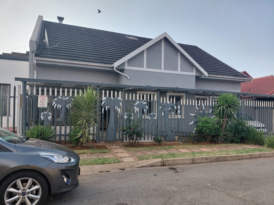 3 Bedroom Property for Sale in Actonville Gauteng