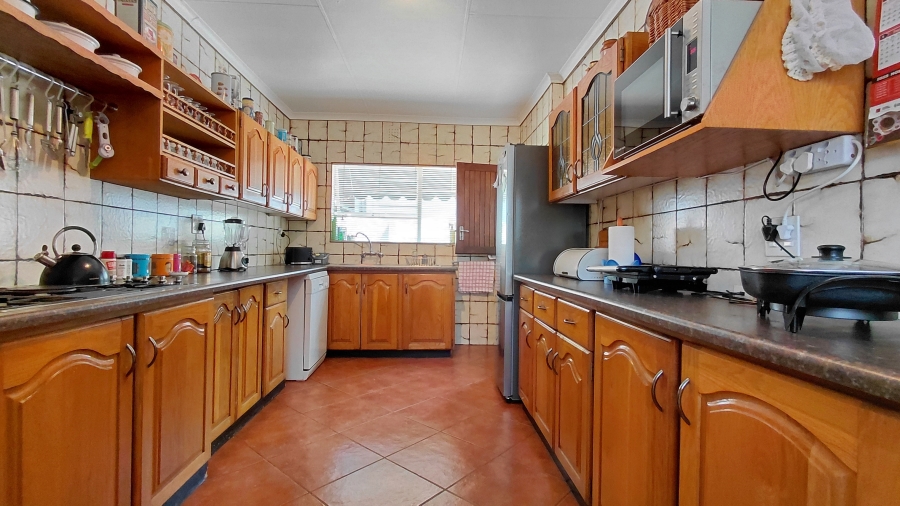 3 Bedroom Property for Sale in Ravenswood Gauteng