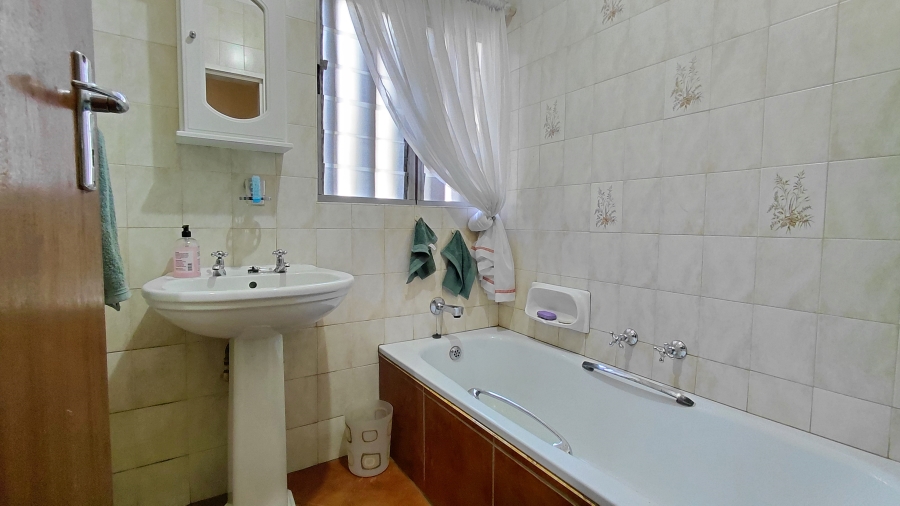 3 Bedroom Property for Sale in Ravenswood Gauteng