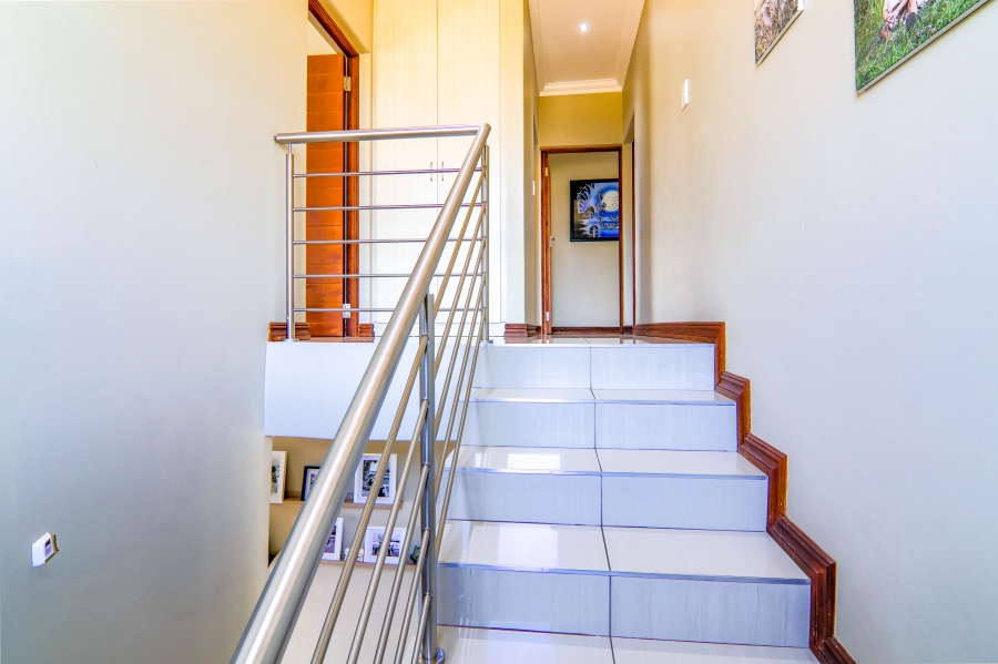 3 Bedroom Property for Sale in Thatchfield Estate Gauteng