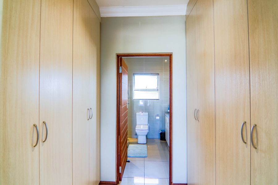 3 Bedroom Property for Sale in Thatchfield Estate Gauteng
