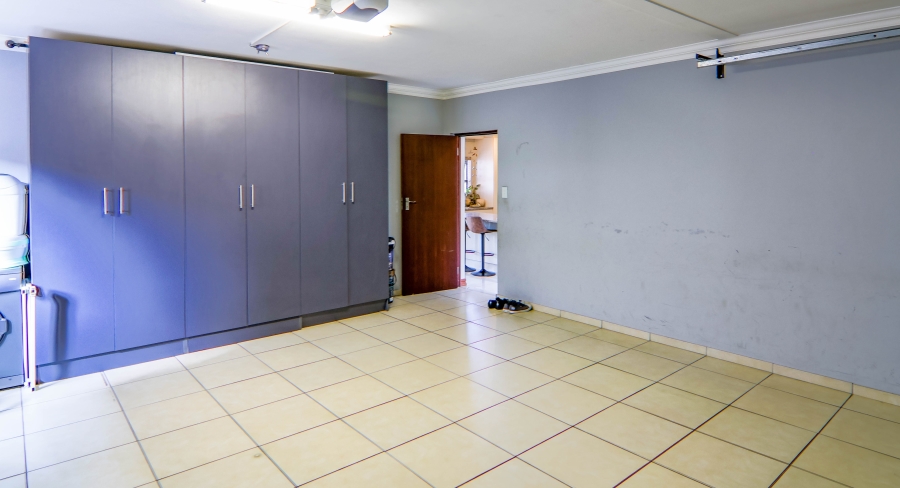 3 Bedroom Property for Sale in Thatchfield Estate Gauteng