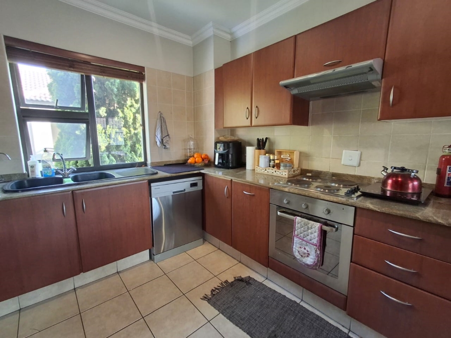 2 Bedroom Property for Sale in Ravenswood Gauteng