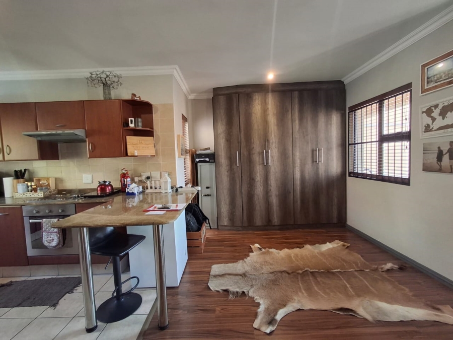 2 Bedroom Property for Sale in Ravenswood Gauteng