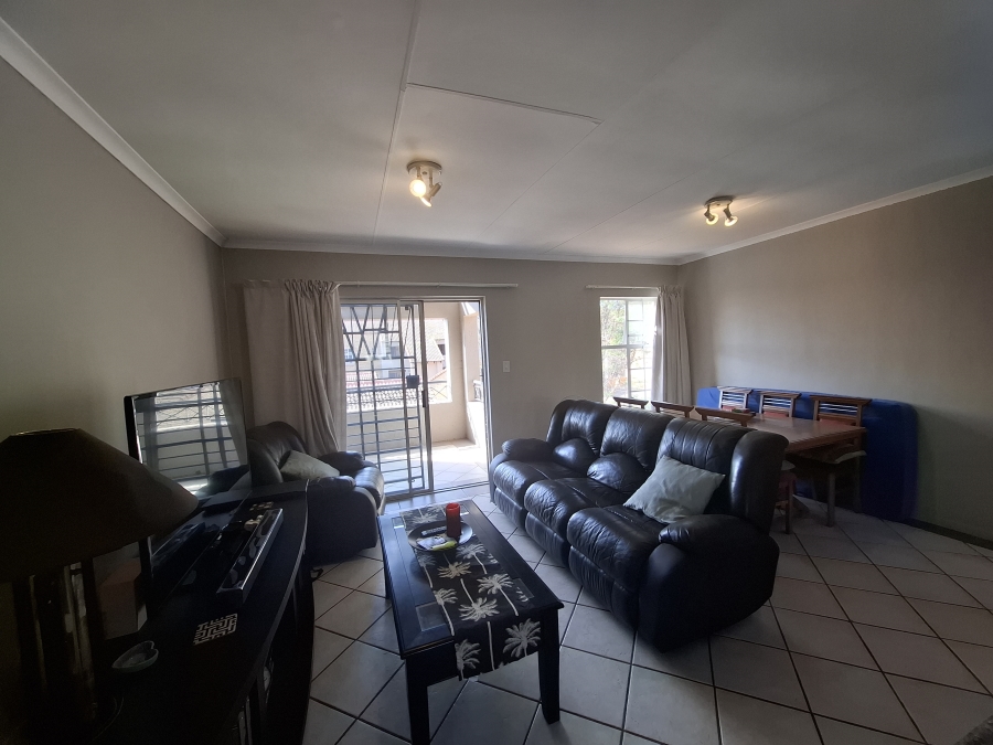 To Let 2 Bedroom Property for Rent in Olympus AH Gauteng