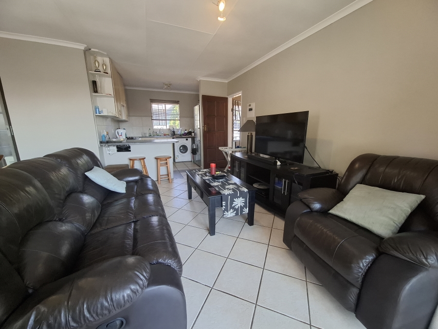 To Let 2 Bedroom Property for Rent in Olympus AH Gauteng