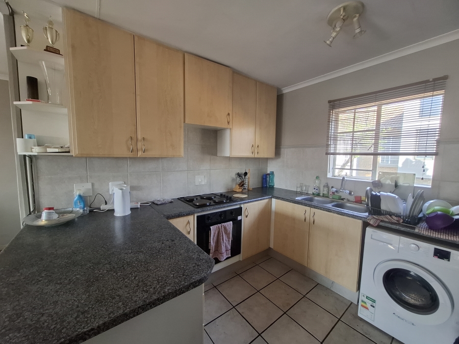 To Let 2 Bedroom Property for Rent in Olympus AH Gauteng