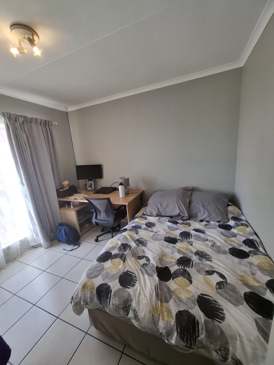 To Let 2 Bedroom Property for Rent in Olympus AH Gauteng