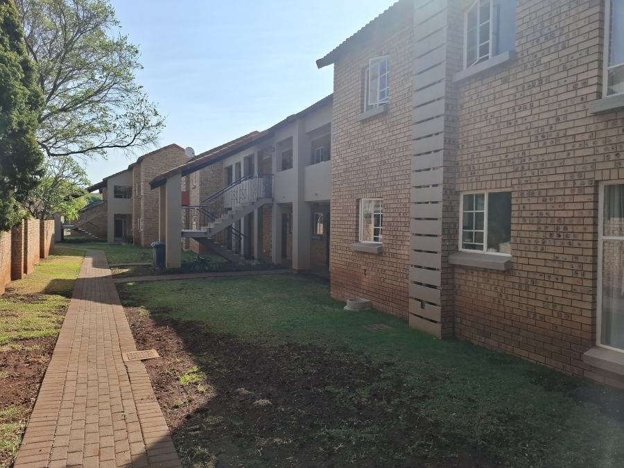 To Let 2 Bedroom Property for Rent in Olympus AH Gauteng