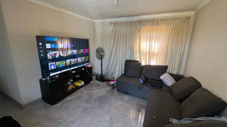 3 Bedroom Property for Sale in Daveyton Gauteng