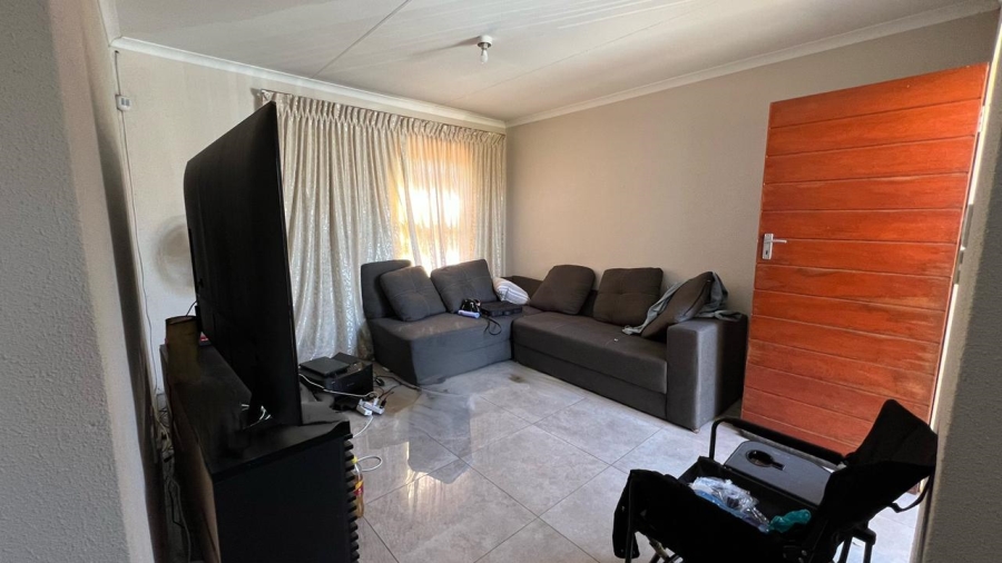 3 Bedroom Property for Sale in Daveyton Gauteng