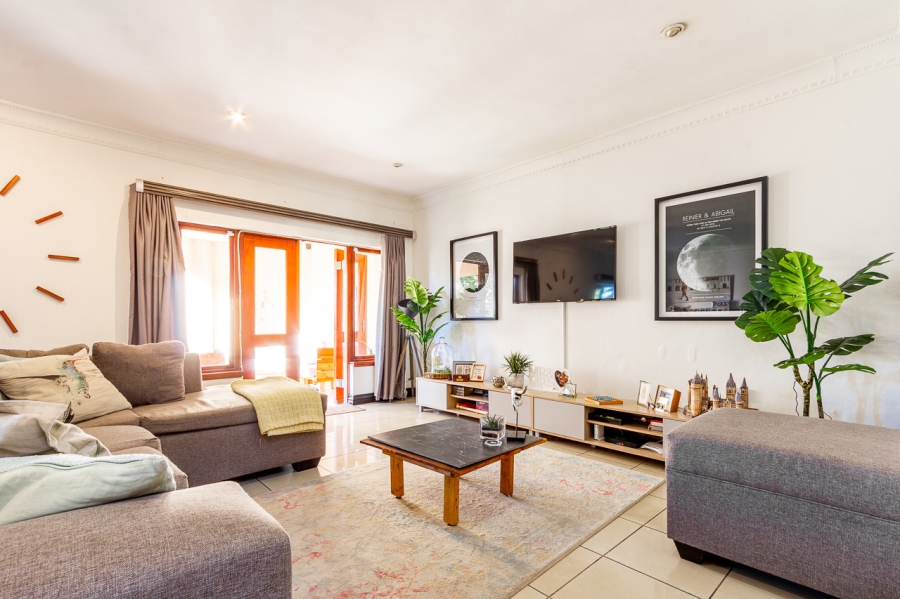 To Let 2 Bedroom Property for Rent in Lonehill Gauteng