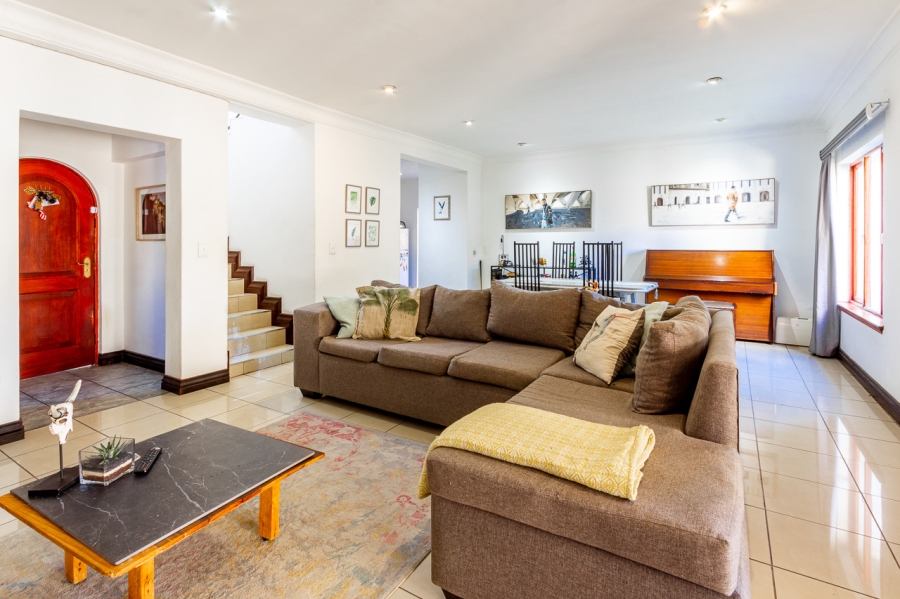 To Let 2 Bedroom Property for Rent in Lonehill Gauteng