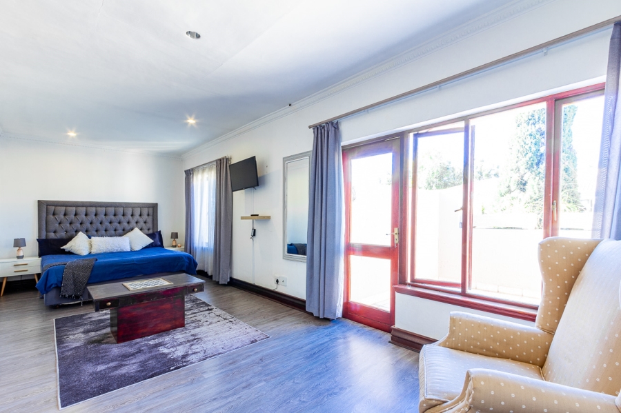 To Let 2 Bedroom Property for Rent in Lonehill Gauteng