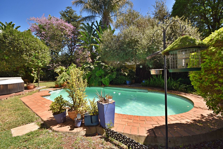 4 Bedroom Property for Sale in Bloubosrand Gauteng