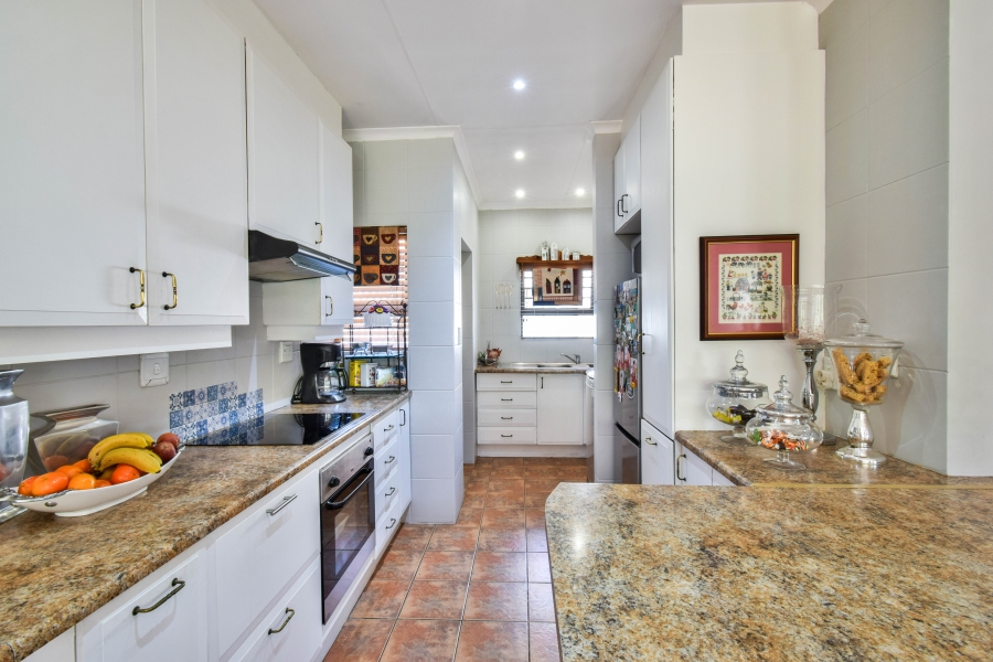 3 Bedroom Property for Sale in Hazeldean Gauteng