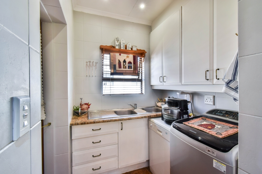 3 Bedroom Property for Sale in Hazeldean Gauteng