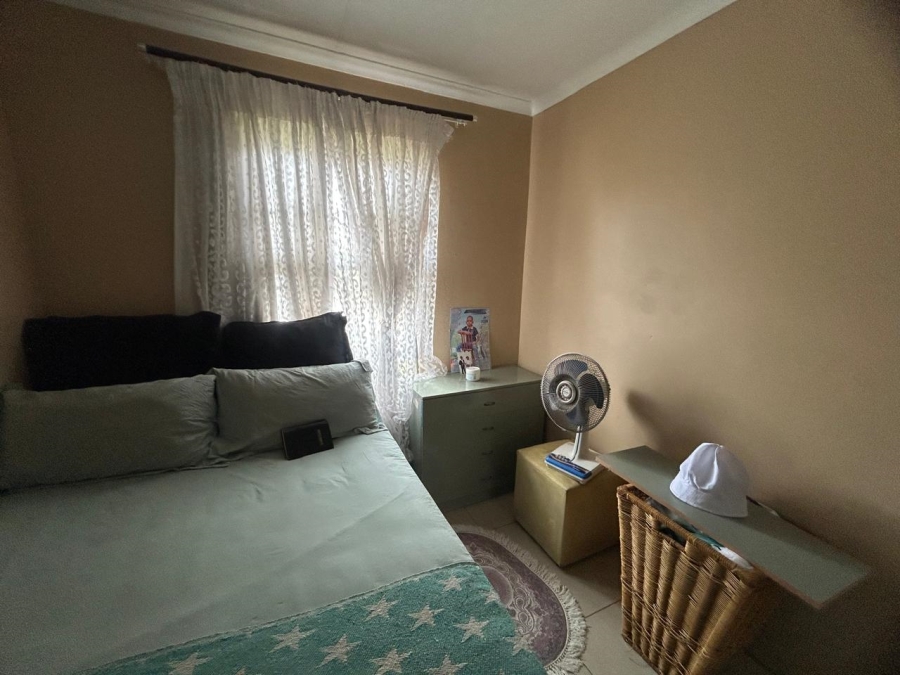 3 Bedroom Property for Sale in Strubenvale Gauteng