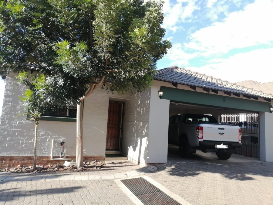 3 Bedroom Property for Sale in Heatherview Gauteng