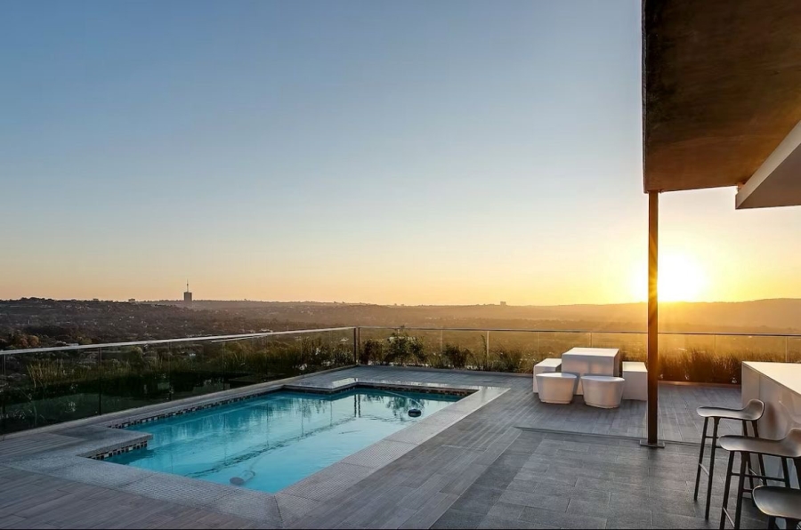2 Bedroom Property for Sale in Rosebank Gauteng