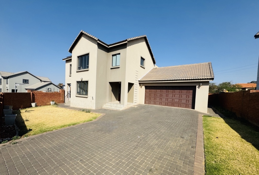 3 Bedroom Property for Sale in Olympus AH Gauteng