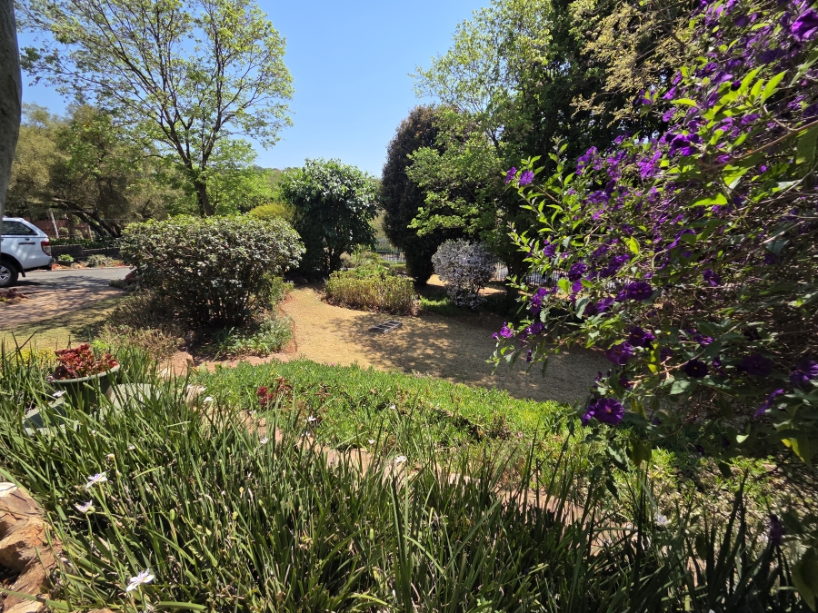 To Let 3 Bedroom Property for Rent in Floracliffe Gauteng