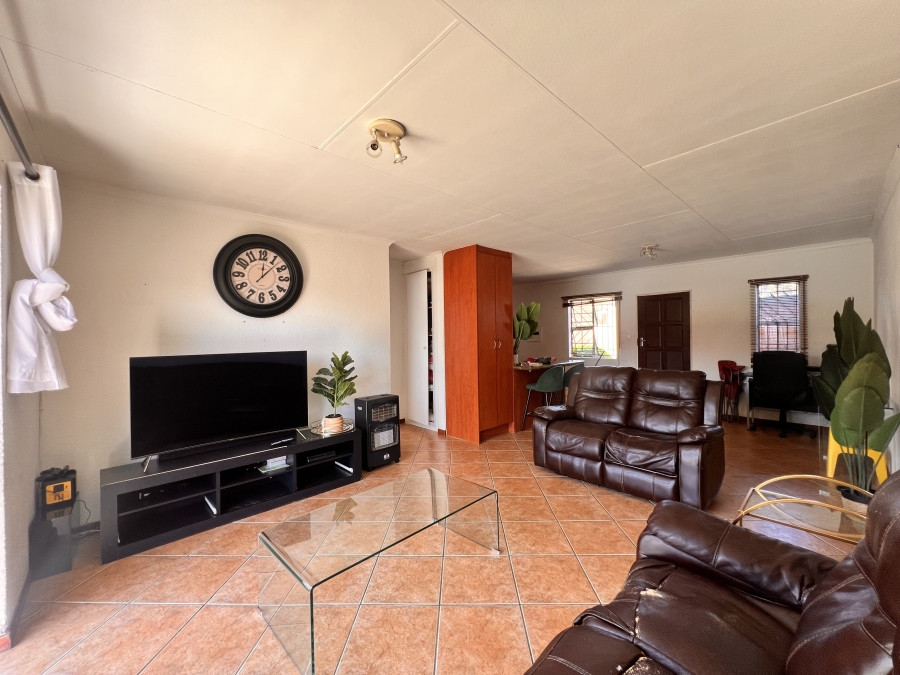 To Let 3 Bedroom Property for Rent in Carlswald Gauteng