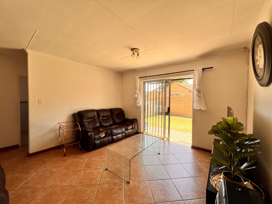To Let 3 Bedroom Property for Rent in Carlswald Gauteng