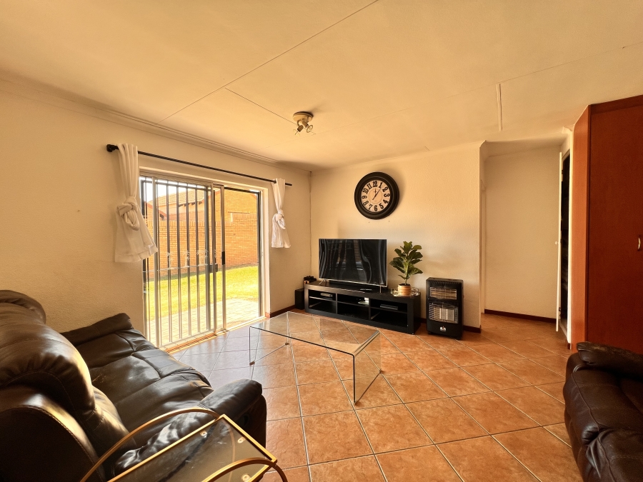 To Let 3 Bedroom Property for Rent in Carlswald Gauteng