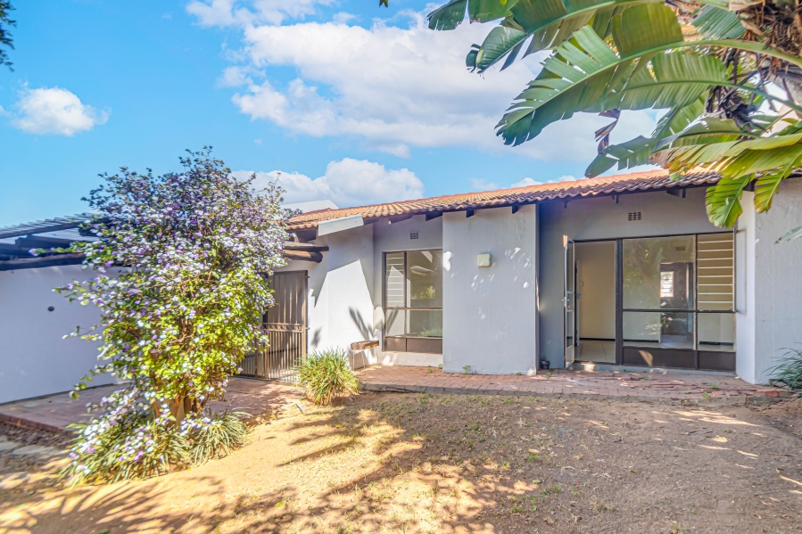 3 Bedroom Property for Sale in Bryanston Gauteng