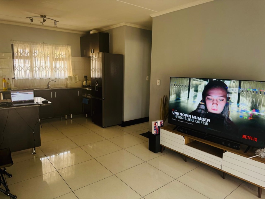 To Let 1 Bedroom Property for Rent in Noordwyk Gauteng